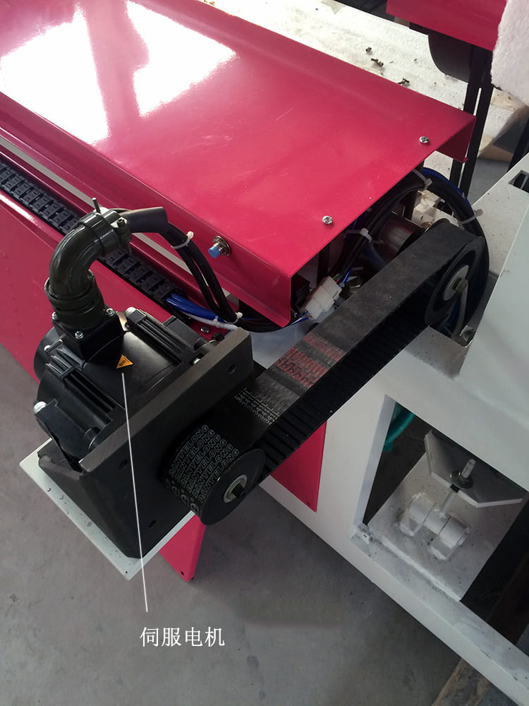 Cardboard-Tube-Cutter-Machine-Servo-Motor