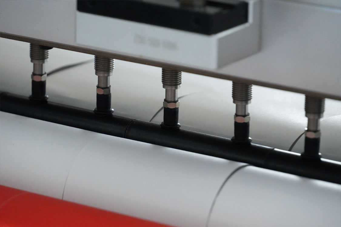 backside slitter blade